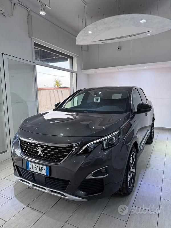 Usata Peugeot 3008 GT-line 130 CV (95 kW) 2020 Grigio SUV