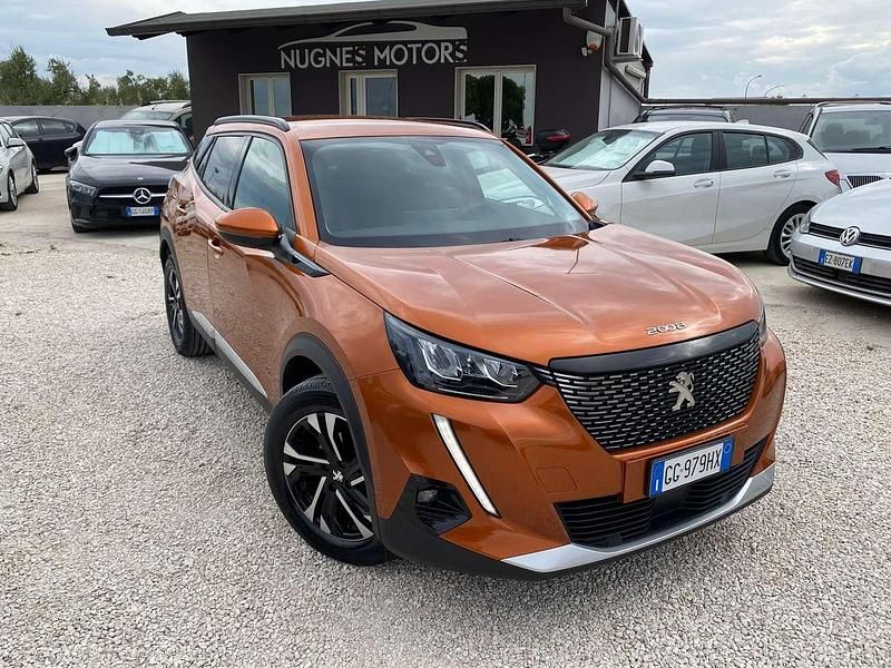 Arancione Usata 2021 Peugeot 2008 Allure SUV | 15.899 € (Ottimo prezzo) - Immagine 1/4