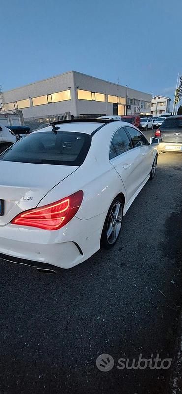 Usata Mercedes CLA220 Executive 170 CV (125 kW) 2014 Bianco Berlina
