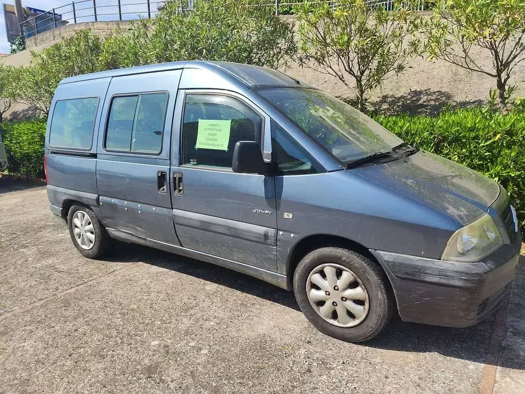 Usata Citroën Jumpy 109 CV (80 kW) 2004 Grigio Monovolume