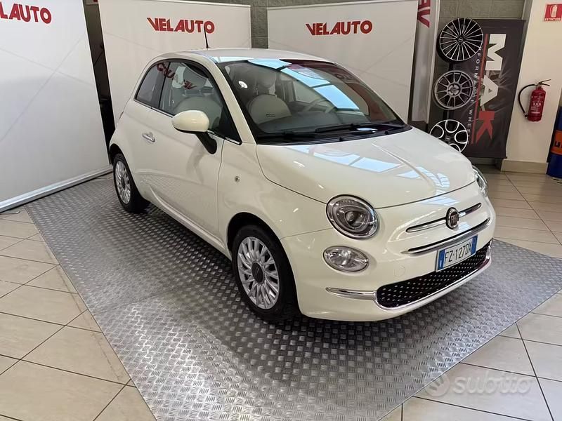 Usata Fiat 500 Lounge 69 CV (50 kW) 2019 Bianco Utilitaria