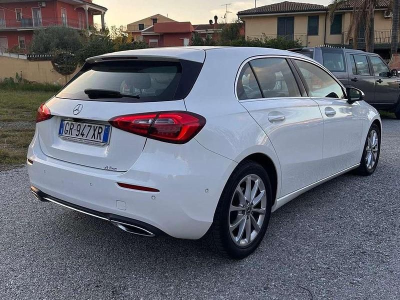 Usata Mercedes A160 Business 95 CV (69 kW) 2019 Bianco Berlina