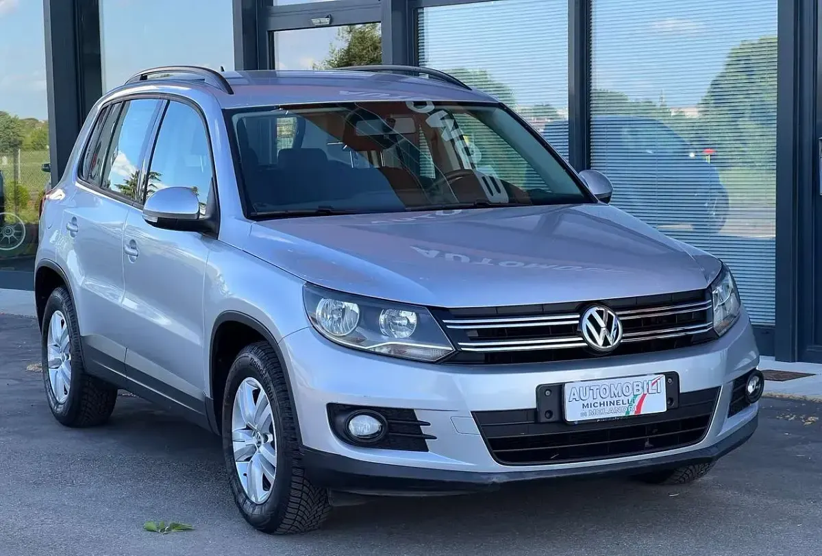 Gebraucht VW Tiguan Trendline 110 PS (80 kW) 2016 Silber SUV