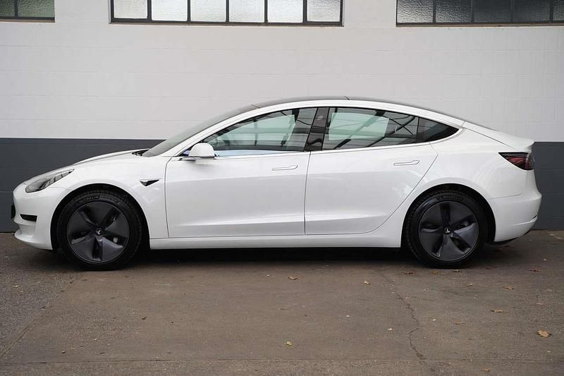 Usata Tesla Model 3 Standard Range 87 kW (119 CV) 2021 Berlina