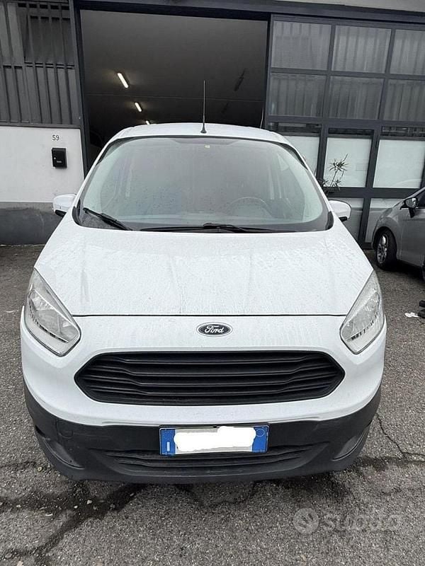 Usata Ford Courier 2017 Monovolume