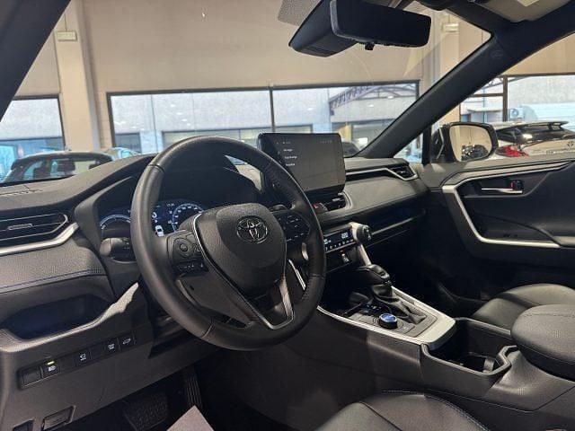 Usata Toyota RAV4 Hybrid Style 222 CV (163 kW) 2025 Argento SUV
