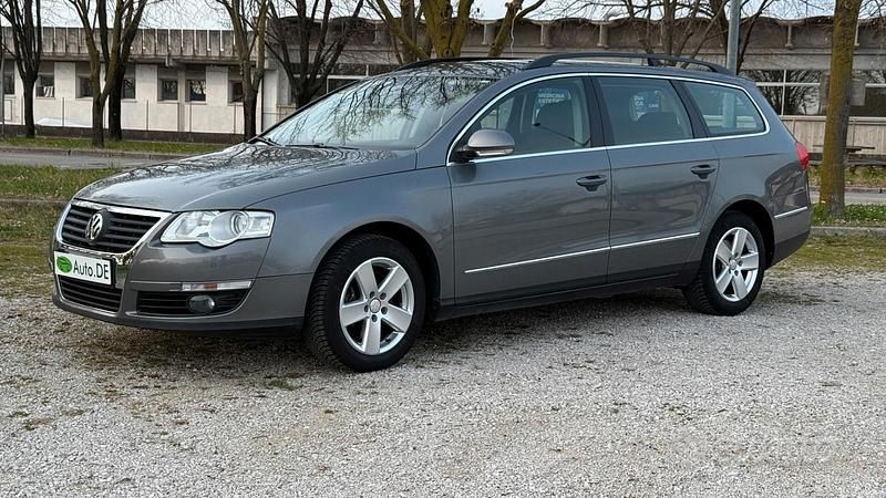 Usata VW Passat 105 CV (77 kW) 2008 Grigio Station wagon