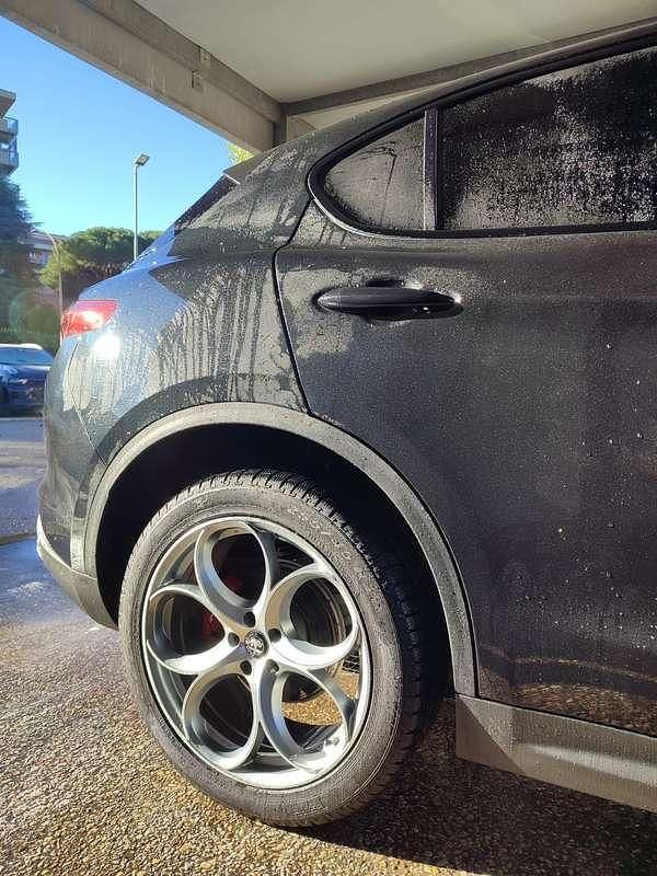 Usata Alfa Romeo Stelvio Executive 209 CV (153 kW) 2018 SUV