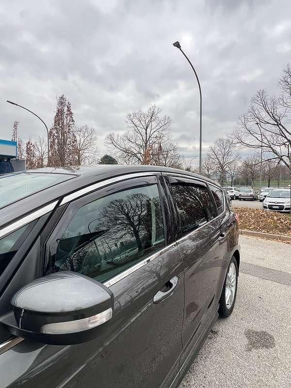 Usata Ford S-MAX S 150 CV (110 kW) 2016 Monovolume