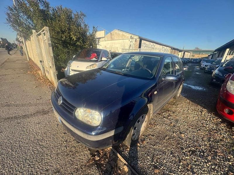 Usata VW Golf 75 CV (55 kW) 2002 Blu/azzurro Berlina