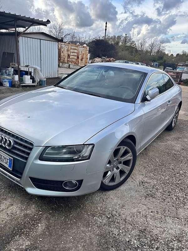 Usata 2010 Audi A5 Coupé | 7500 € (Super prezzo) - Immagine 1/4