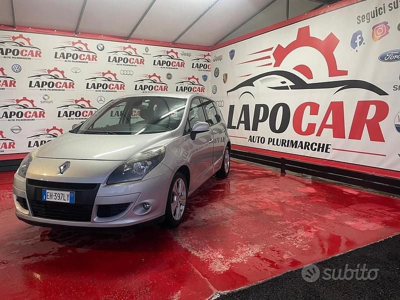 Usata Renault Scénic III Luxe 130 CV (95 kW) 2011 Grigio Monovolume
