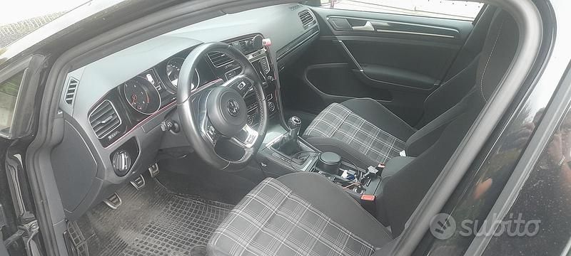 Usata VW Golf VII 184 CV (135 kW) 2016 Nero Berlina