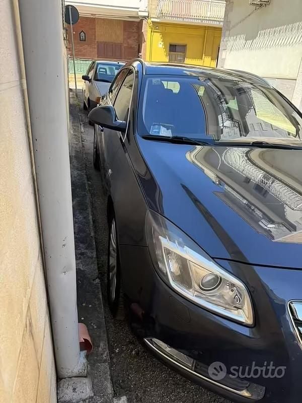 Usata Opel Insignia Cosmo 131 CV (96 kW) 2009 Grigio Station wagon