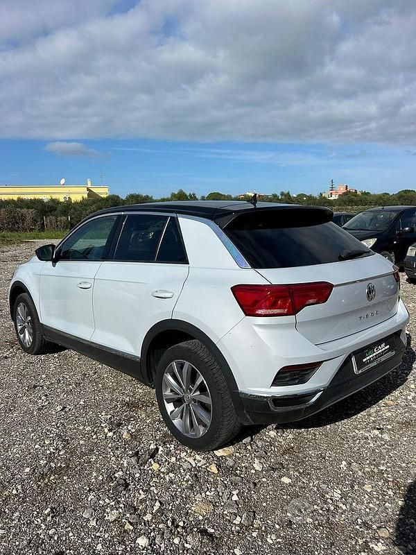 Usata VW T-Roc 2019 Grigio SUV