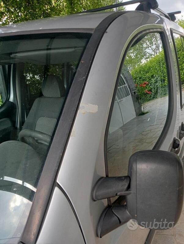 Usata 2009 Fiat Doblò Monovolume | 3000 € (Buon prezzo) - Immagine 1/4