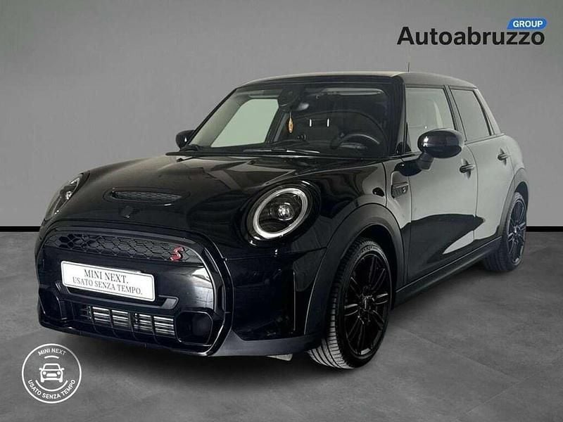 Nero Usata 2024 Mini Cooper S Due volumi | 28.900 € (Buon prezzo) - Immagine 1/4