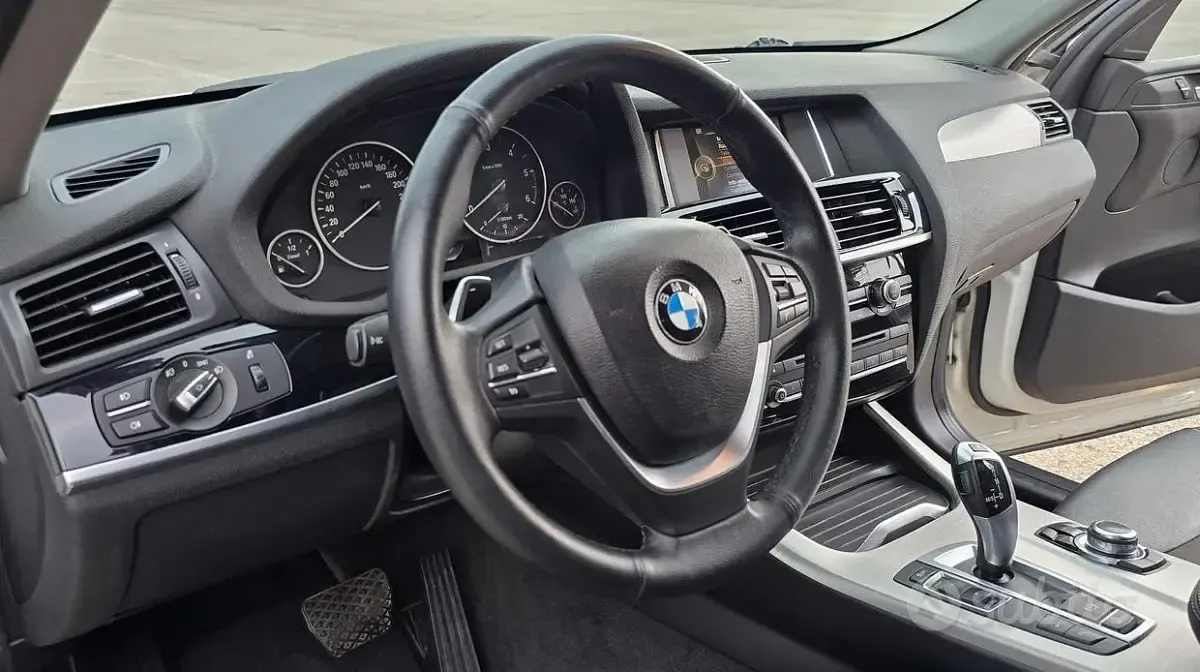 Usata BMW X4 Comfort Edition 190 CV (139 kW) 2015 Bianco SUV