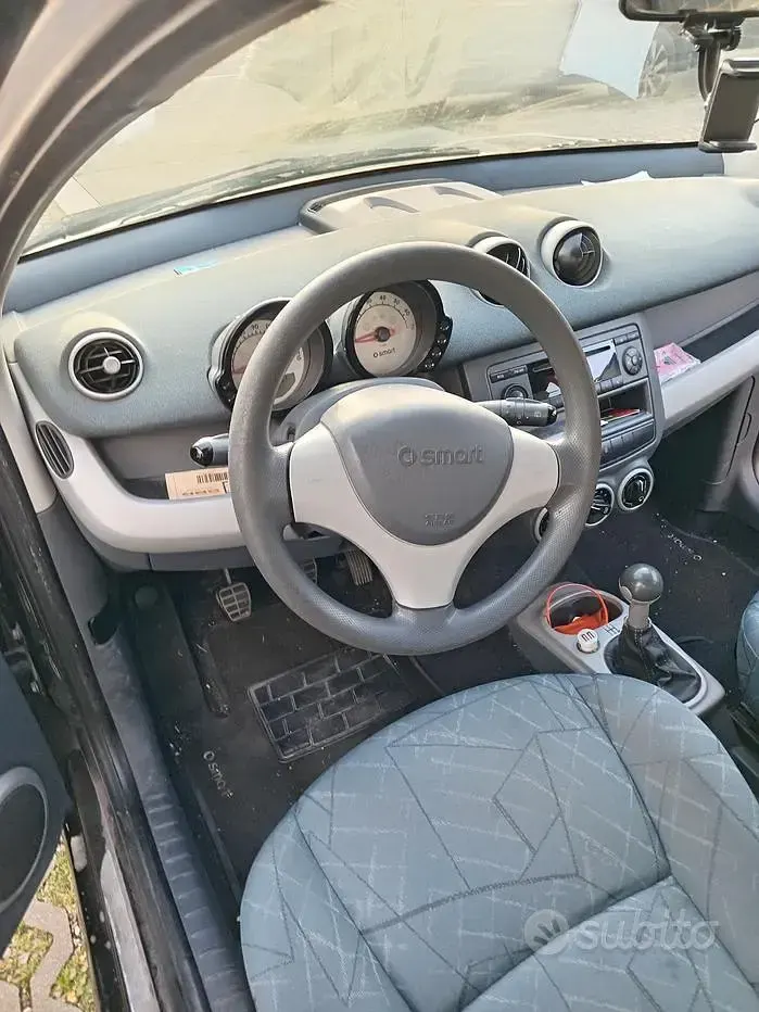 Usata Smart ForFour 95 CV (69 kW) 2005 Nero Utilitaria