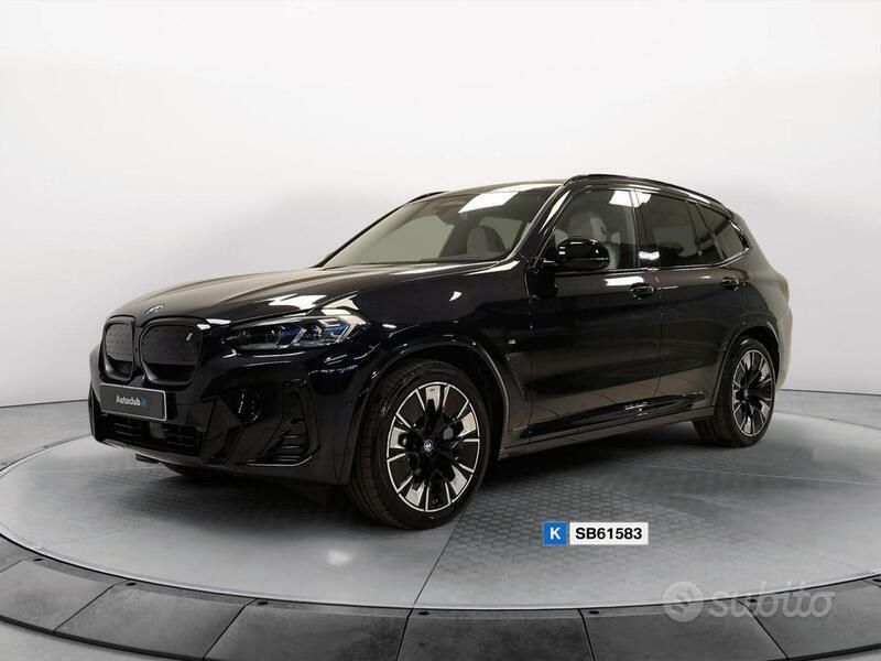 Usata 2024 BMW iX3 Impressive SUV | 52.500 € (Molto cara) - Immagine 1/4