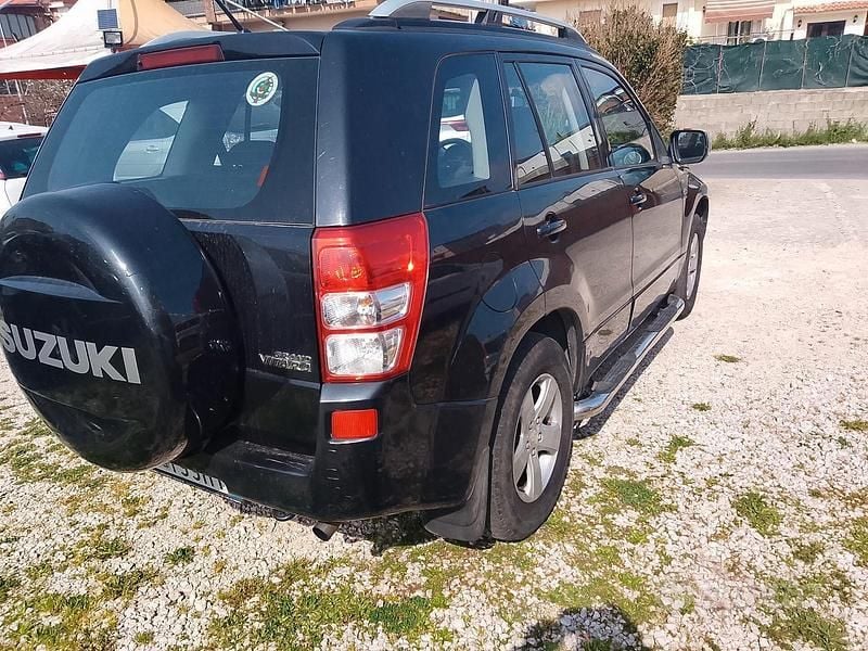 Usata Suzuki Grand Vitara 129 CV (94 kW) 2006 Nero SUV