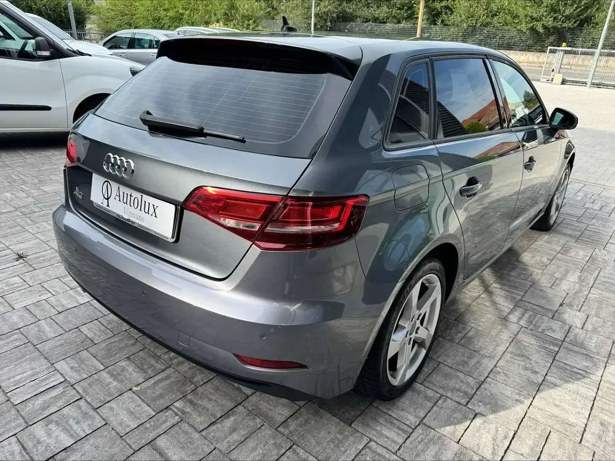 Usata Audi A3 Business 150 CV (110 kW) 2020 Grigio Berlina