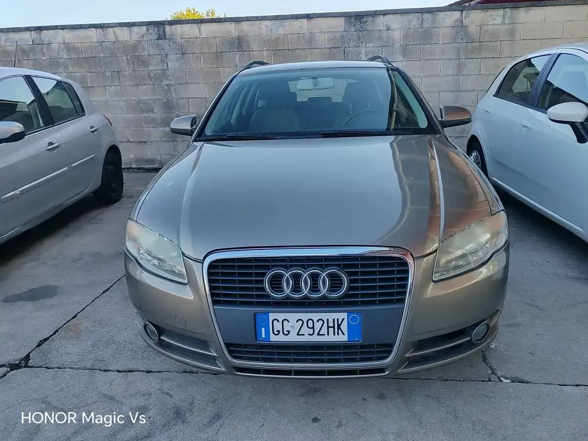 Usata Audi A4 Ambiente 140 CV (102 kW) 2007 Grigio Station wagon