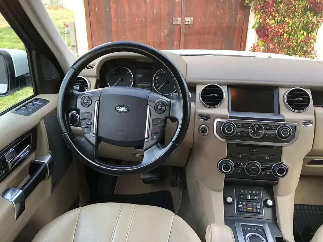 Usata Land Rover Discovery 211 CV (155 kW) 2012 Bianco SUV
