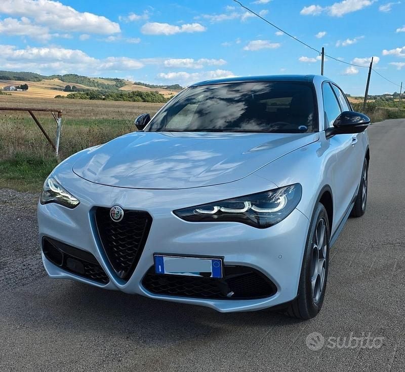 Usata 2023 Alfa Romeo Stelvio Sprint SUV | 33.000 € (Super prezzo) - Immagine 1/4