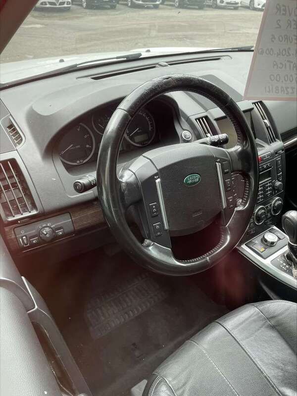 Usata Land Rover Freelander 2 HSE 150 CV (110 kW) 2011 Bianco SUV