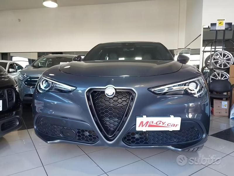 Usata Alfa Romeo Stelvio Veloce 210 CV (154 kW) 2021 Grigio SUV