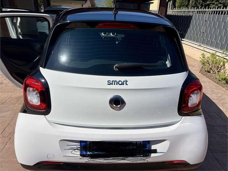 Usata Smart ForFour Passion 71 CV (52 kW) 2018 Bianco Utilitaria