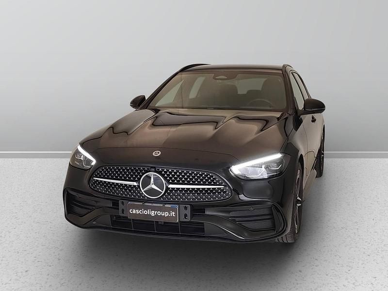 Usata Mercedes 220 Advanced 197 CV (144 kW) 2024 Nero Station wagon