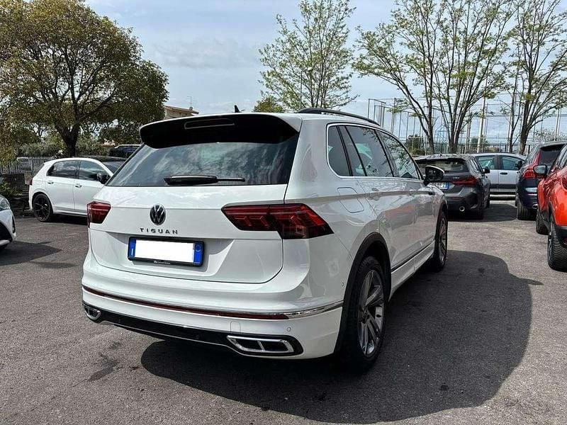 Usata VW Tiguan R-line 150 CV (110 kW) 2021 Bianco SUV
