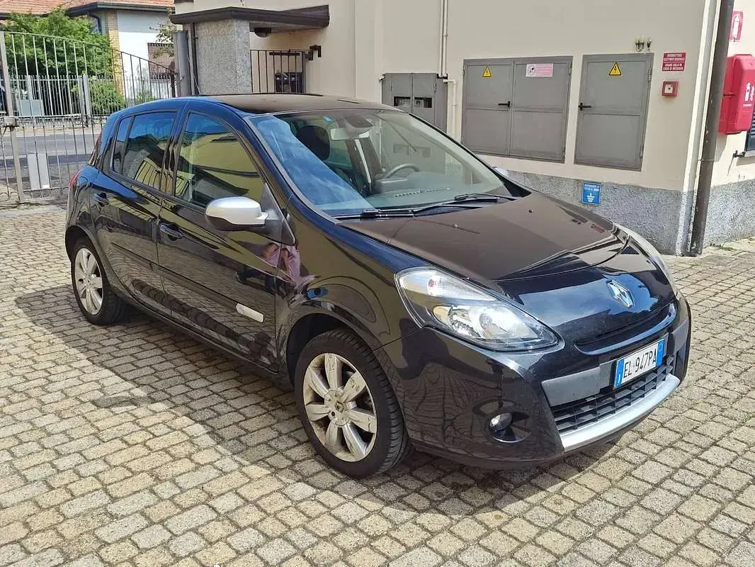 Usata Renault Clio IV 75 CV (55 kW) 2012 Nero Berlina