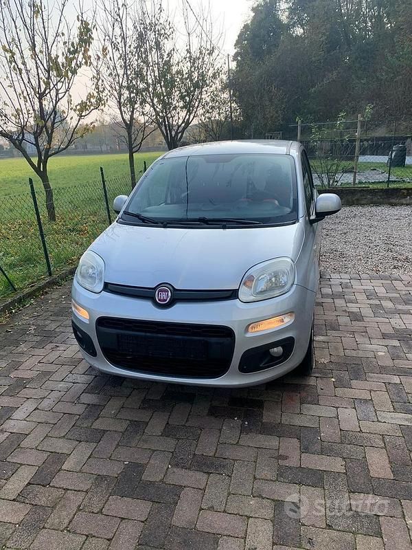 Usata Fiat Panda Easy 69 CV (50 kW) 2013 Grigio Utilitaria
