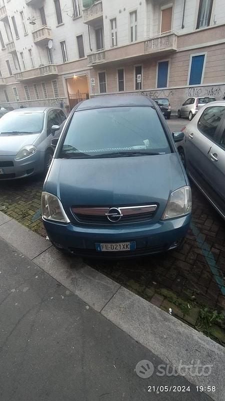 Usata Opel Meriva 90 CV (66 kW) 2006 Blu Monovolume