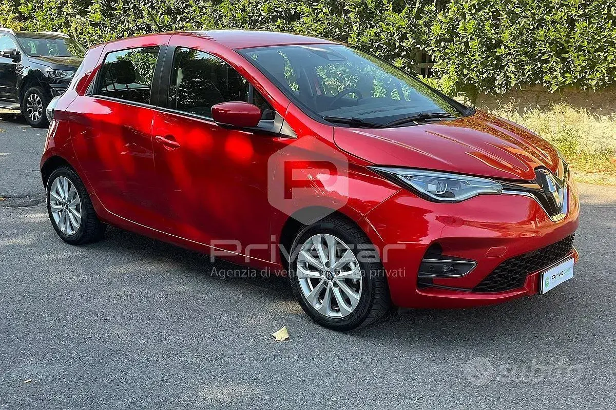 Usata Renault Zoe Zen 50 kW (69 CV) 2020 Rosso Utilitaria
