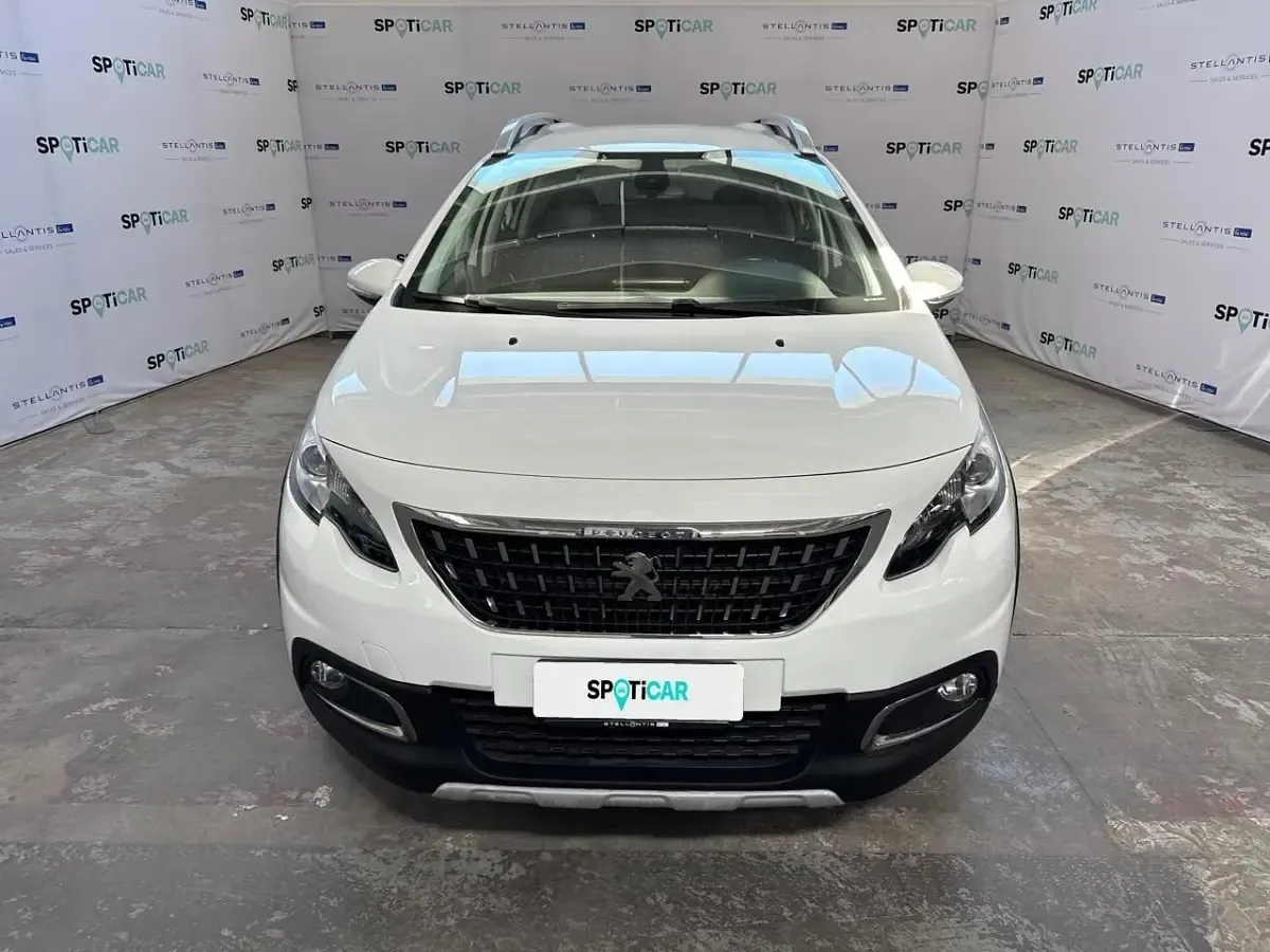 Usata Peugeot 2008 Allure 102 CV (75 kW) 2019 Bianco SUV