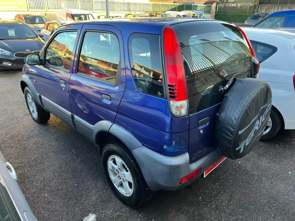 Usata Daihatsu Terios 85 CV (62 kW) 2003 Blu SUV