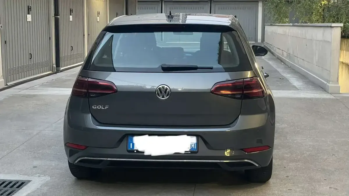 Usata VW Golf VII Business 125 CV (91 kW) 2018 Berlina