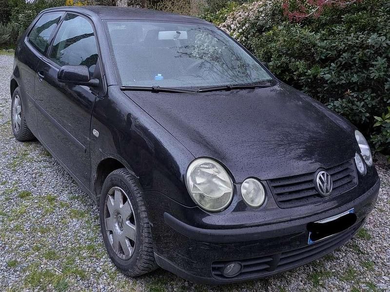 Usata VW Polo Comfortline 64 CV (47 kW) 2002 Nero Berlina