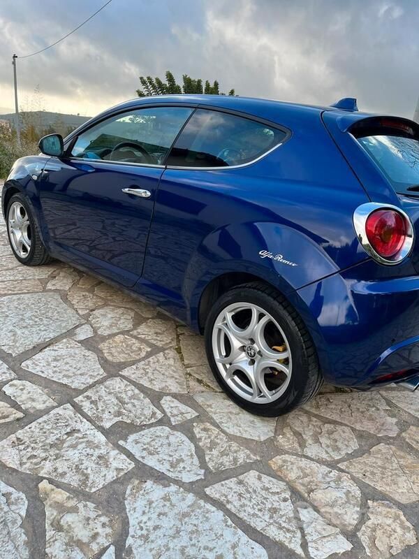 Usata Alfa Romeo MiTo 120 CV (88 kW) 2012 Blu Utilitaria