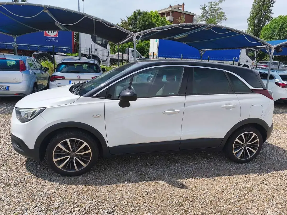 Usata Opel Crossland X S 99 CV (72 kW) 2017 Bianco SUV