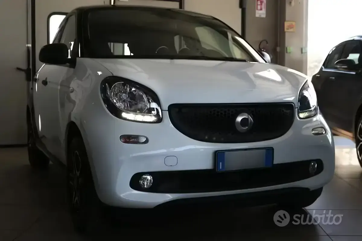 Usata Smart ForFour Superpassion 71 CV (52 kW) 2019 Bianco Utilitaria