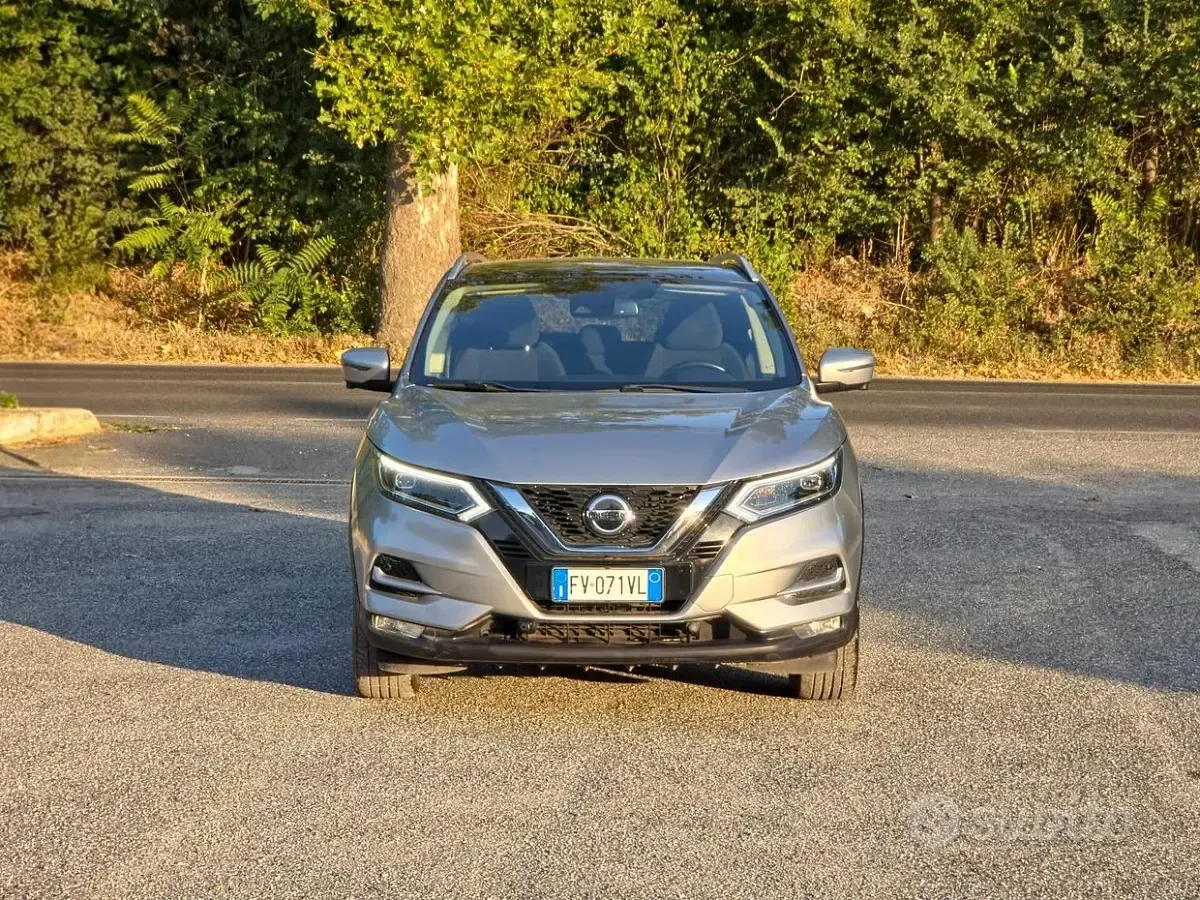 Usata Nissan Qashqai N-Connecta 116 CV (85 kW) 2019 Grigio SUV