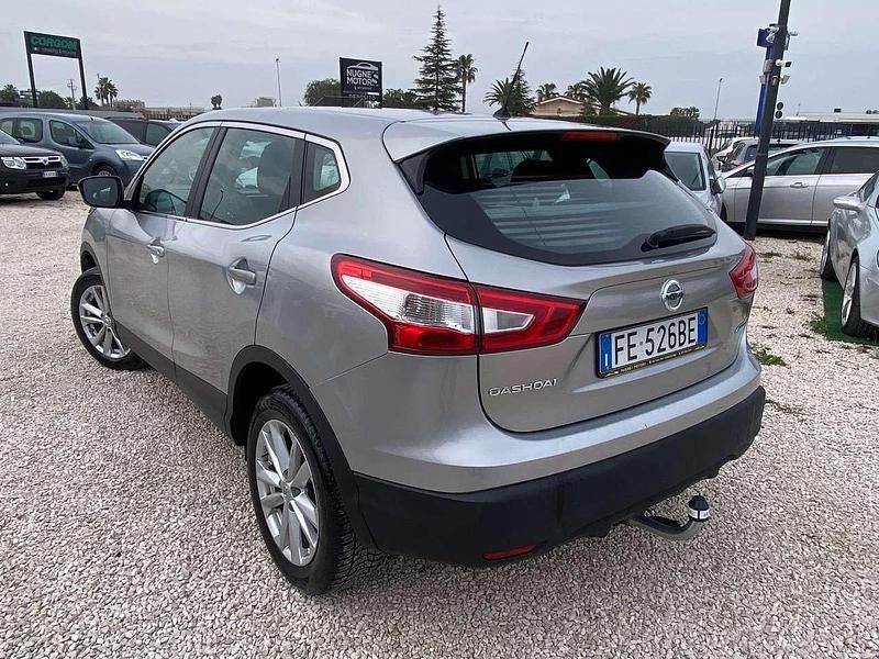 Usata Nissan Qashqai Tekna 110 CV (80 kW) 2016 Argento SUV