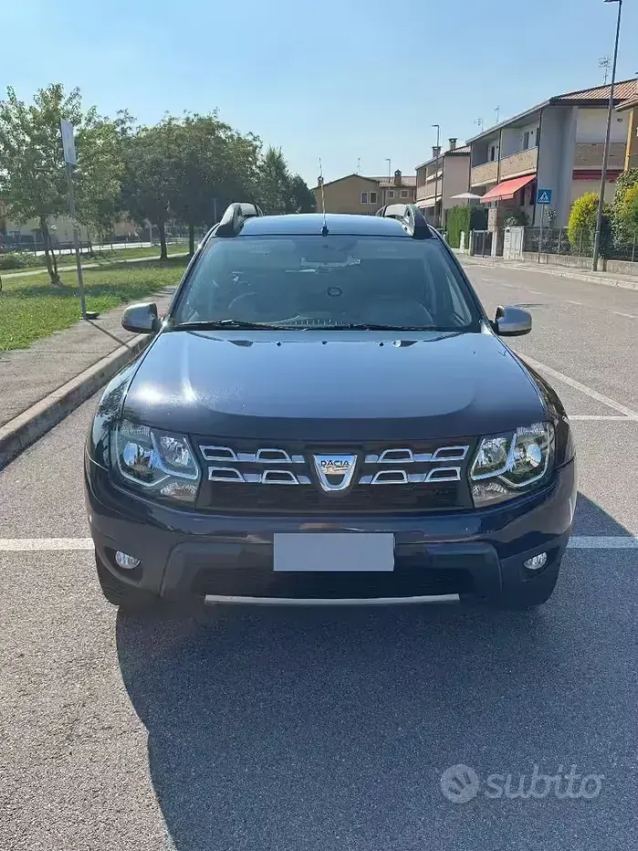 Usata Dacia Duster 114 CV (83 kW) 2015 Bluazzurro SUV