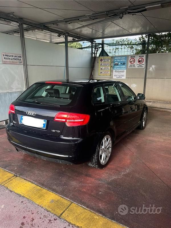 Usata Audi A3 102 CV (75 kW) 2010 Nero Utilitaria