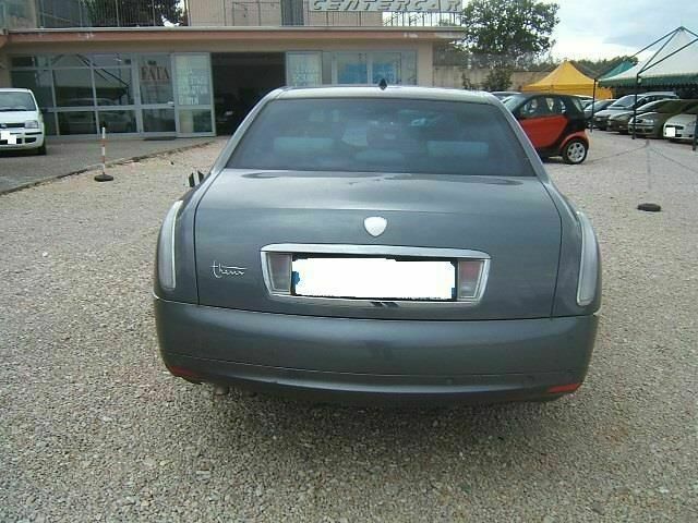 Lancia thesis 2005